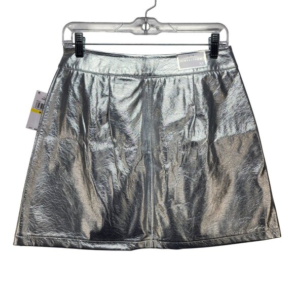 Tinseltown Metallic Silver Mini Skirt With Back Pockets Full Zip Closure Size M - Picture 2 of 9